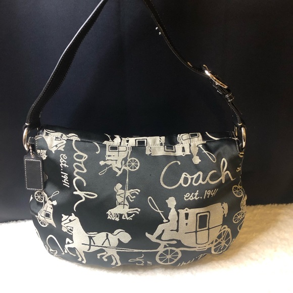 Coach Beautiful Horse & Carriage Cargo Flap Handbag F14888 Like New Condition - Picture 2 of 12